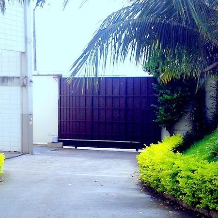Hotel Eden ソロカーバ エクステリア 写真